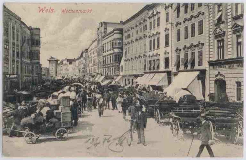 Wels, Wochenmarkt, Straßenansicht 1906