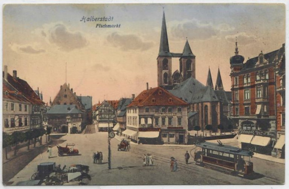 Ansichtskarte Halberstadt, Fischmarkt, Straßenbahn, gelaufen 1915 als Feldpost