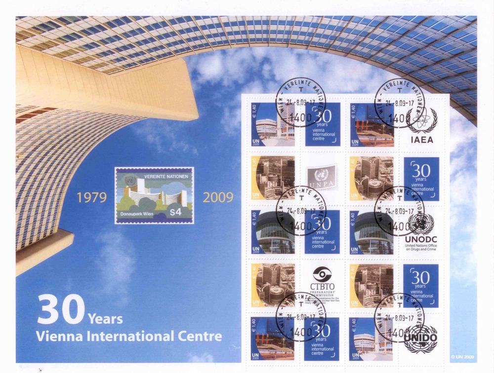 UN Vienna - o, € 7.00 - Greeting Stamps: 30 Years Vienna International. Centre